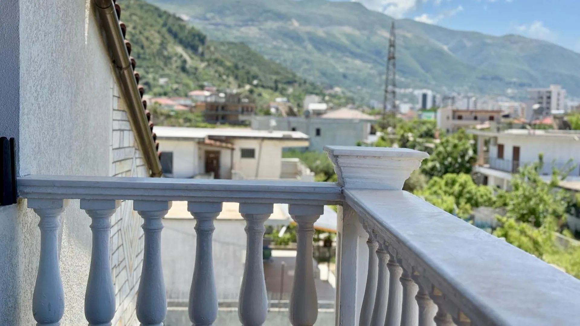 Vlorë Villa Ida Apartments 0*,